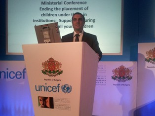 Armenia’s Labor and Social Affairs Minister addresses at UN conference in Bulgar