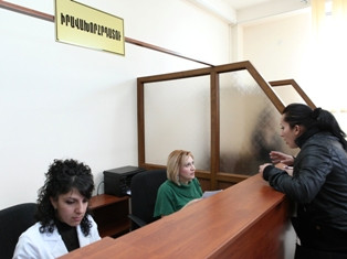 Երեւանի քաղաքապետարանի երկրորդ մասնաշենքում բացվել է «Մեկ պատուհան»
