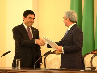 Turkmenistan president becomes Honorary Doctor of Yerevan State University