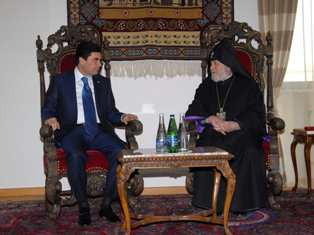 Armenian Catholicos receives Turkmenistan President