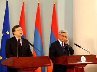 EU ready to provide enlarged assistance to Karabakh conflict settlement - Barros