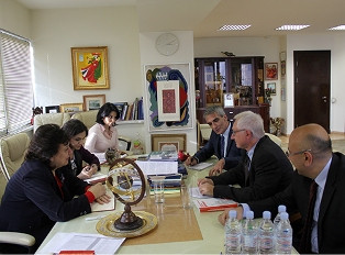Diaspora Minister meets with UNDP representative in Armenia