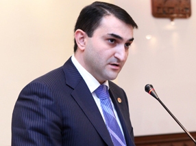 Երեւանի փոխքաղաքապետը պարզաբանում է քաղաքային բյուջեի ծախսերը
