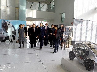 Armenia’s PM visits Massachusetts Institute of Technology