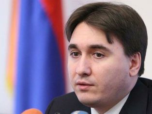 Հայաստանի արխիվում 2012թ.  ընթացքում վերականգնվել  է  308.875  թերթ արխիվային  փ