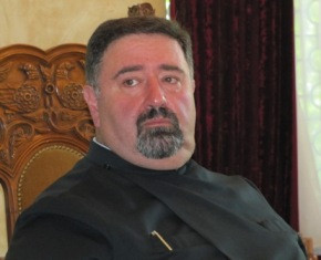 «Իրավունք». Հրանտ Բագրատյանը Կոմիտաս վարդապետի համար զրոյական արժեք ունի