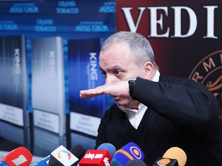 Հրանտ Բագրատյանը հնարավոր է համարում ընդդիմադիր թեկնածուների միավորումը, բայց մի