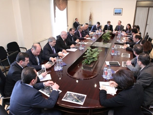 Քաղաքապետարանում քննարկվել է Երեւանի մետրոպոլիտենի ընդլայնման հնարավորություններ