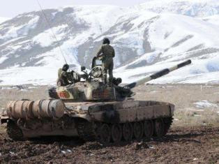 Հայաստանում ռուսական ռազմակայանի տանկիստները վարժանքներ են սկսել լեռներում