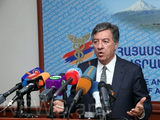 Լիբանանի արդյունաբերության նախարար. Լիբանանում սիրիացի փախստականների թիվը հասել