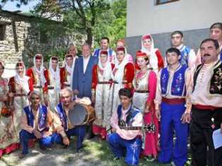 Ղրիմի Նախարարների խորհրդի նախագահը մասնակցել է հայկական Վարդավառ տոնին