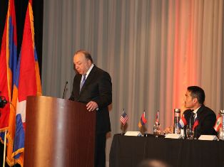 Armenia’s health policy presented during global forum
