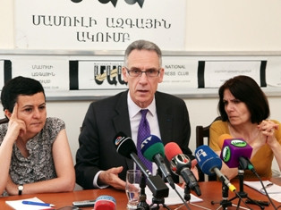 Association Agreement not preventing development of relations with other states