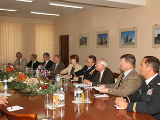 US and UK joint advisory group visits Armenia