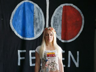 Օլանդը Ֆրանսիայի խորհրդանիշ է ընտրել FEMEN-ի ուկրաինացի ակտիվիստուհուն