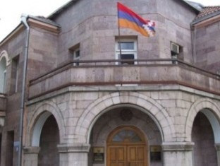 ԼՂՀ ԱԳՆ-ն 20 տարեկան է. Մովսես Հակոբյանը հյուրընկալել է Կարեն Միրզոյանին