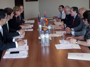 Armenian and German MFAs hold political consultations