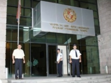 «Բանդայի» պարագլուխ համարվող Արտյուշա Հակոբյանի հայրը մի տեսաերիզ է ուղարկել Սեր