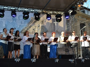 В Бухаресте состоялся армянский фестиваль «Страда Арменеаска»