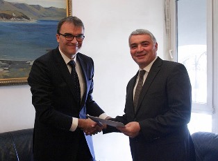 Armenian-Swiss political dialogue develops