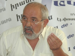 Պետք չէ հայ-ռուսական միջադեպերը բրդի պես գզգզել, այնտեղ բոլորին էլ նույն խալաթն