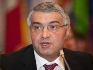 Հայաստանի ԱԳՆ-ն Կարմիր խաչի հետ քննարկել է գերի զինվորի հարցը
