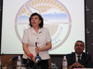 Սփյուռքի նախարարությունում տեղի է ունեցել «Արի տուն 2013» ծրագրի ութերորդ եզրափա