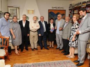 Ստամբուլում Յաշար Քեմալին է հանձնվել «Գրիգոր Նարեկացի» հուշամեդալը (ֆոտո)