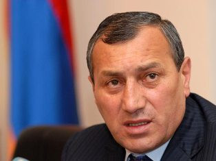 Սուրեն Խաչատրյանը 10 օրից կասի՝ ինքը կմասնակցի՞ ընտրություններին թիվ 38 ընտրատար