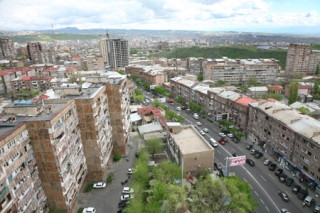 «Չորրորդ ինքնիշխանություն». «Վարձերդ մուծիր, նոր կռիսներիդ վրա բողոք գրիր»