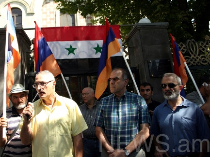 No war in Syria. Երեւանում աջակցություն են հայտնել սիրիացիներին (ֆոտո)