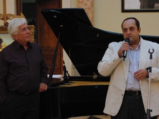 «Երազ, իմ երկիր». Ռոբերտ Ամիրխանյանի ստեղծագործական երեկոն Թբիլիսիում