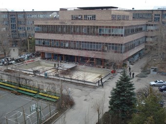 Ազատը տնտեսական գոտին՝ ճաղավանդակների մեջ