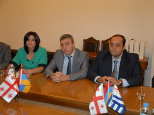 Այս տարի ցիտրուսային կուլտուրաների առատ բերք է սպասվում Աջարիայում եւ պետք է ապա