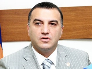Աշխատանքի եւ սոցիալական հարցերի նախարար. Կառավարության քաղաքականությունը համահու