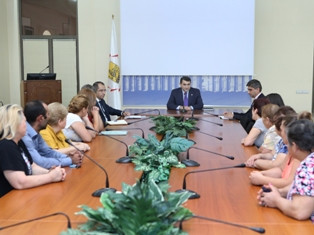 Սիսակյան 3 հասցեի հանրակացարանային 4-րդ աստիճանի վթարային շենքի բնակիչների հարցը