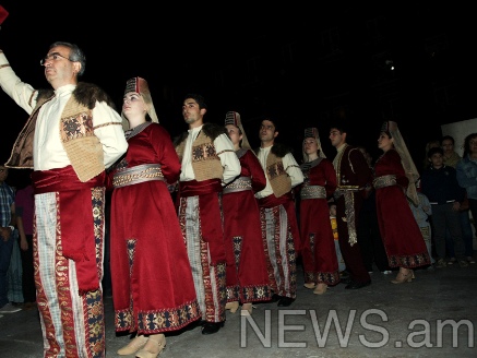 Իշխանաց պար` Սոս Սարգսյանի հիշատակին (ֆոտոռեպորտաժ)