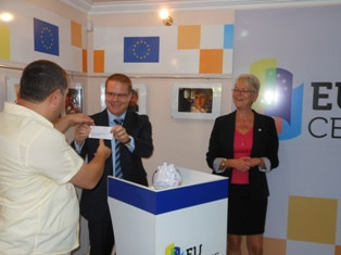 Second EU Bus tour lottery winners announced