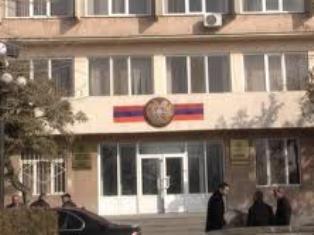 Արարատի մարզպետարանի աշխատակցի կողմից առանձնապես խոշոր չափերով յուրացում եւ պաշտ