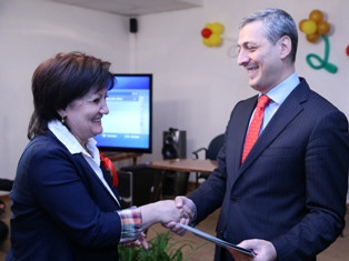 Երեւանի քաղաքապետի պատվոգրեր՝ գրադարանային գործի զարգացման համար