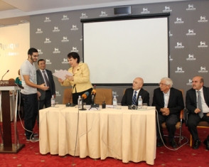 Կայացել է սիրիահայ ուսանողների կրթավճարների փոխհատուցման հավաստագրերի հանձնման ա