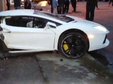 Հոլիվուդյան ոճով վթար. Lamborghini-ն երկու կես է եղել