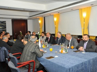 Karabakh President heads to France