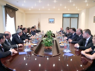 Երեւանում է Թբիլիսիի քաղաքապետ Գեորգի Ուգուլավան. Ինձ համար մեծ պատիվ է Երեւանի