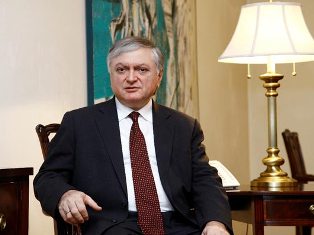 Armenian FM receives newly appointed IMF resident representative