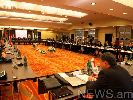 CIS security chiefs meet in Armenia (PHOTO)