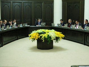 Արդարադատության նախարարը կառավարությանը մեղադրեց Սահմանադրական լիազորությունները