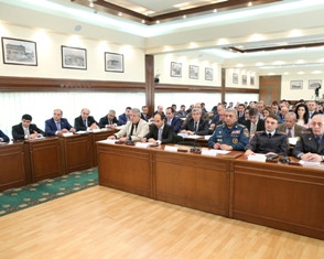 Երեւանում կիրականացվի ծառերի սանիտարական էտում