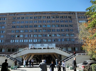Վարդան Պետրոսյանը հնարավոր է՝ մեկ շաբաթից դուրս գրվի (ֆոտո)