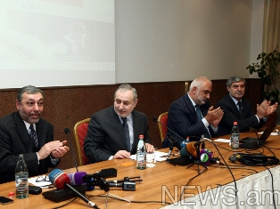 Այսօր ռուսի սապոգը կախված է հայ ժողովրդի գլխին եւ պետք է մտածենք՝ ինչպես ենք փրկ